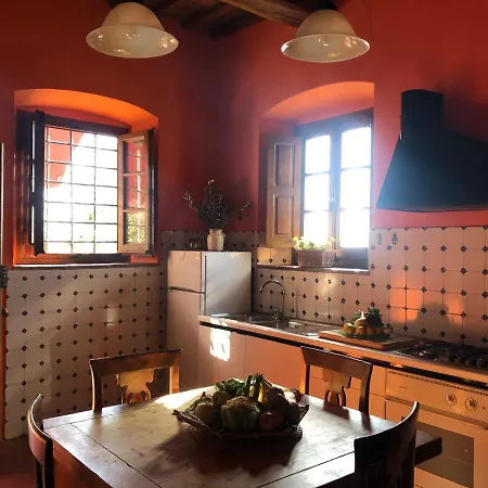 Podere Casato Hills View, Pool, Wifi Tuscany Farm stay
